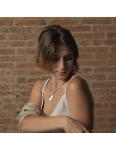 Colgante en plata y lámina de oro de la colección Nova 2