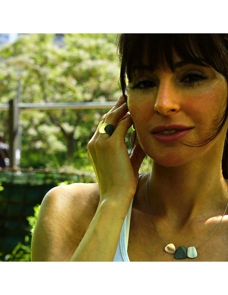 Anillo de Plata y baño de oro de la colección Pedra