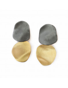 Pendientes de Plata negra y baño de Oro de la Colección...