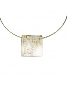 Colgante de plata con relieves en Oro Colección Veltha