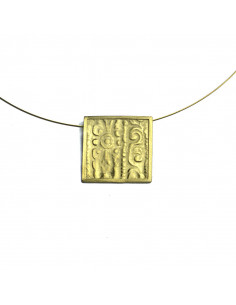 Colgante pequeño cuadrado Plata baño Oro